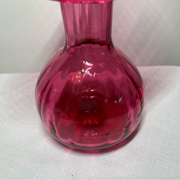 Vintage "Jack in the Pulpit" Cranberry Handblown Art Glass Vase - Picture 8 of 9